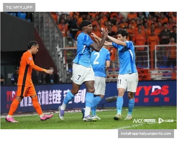 加西亚与韦斯利互助攻深圳新鹏城上半场领先国安2-0