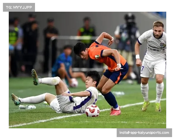 青岛海牛末轮战平浙江队 成功保级留在中超赛场 青岛海牛末轮战平浙江队 成功保级留在中超赛场